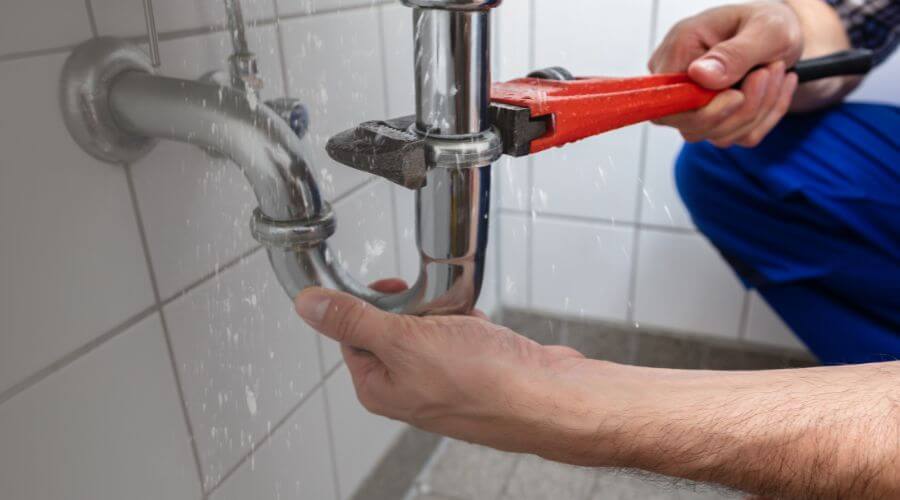 Local expert plumbing services in Pfeifer, KS